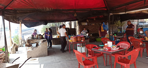 Tacos Enchilados - Capilla del Cerrito, Congregación, Carretera Libre Acatlán de Juárez - Ciudad Guzmán, 45757 Zacoalco de Torres, Jal., Mexico