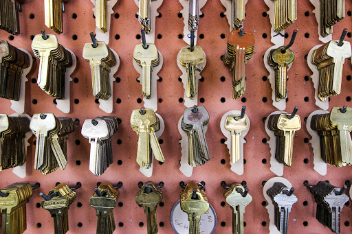 Locksmith «Cerrajeria Caraballo Locksmith Miami», reviews and photos, 1270 SW 8th St, Miami, FL 33135, USA