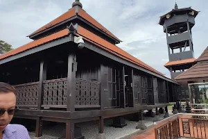 Kampung Laut Mosque image