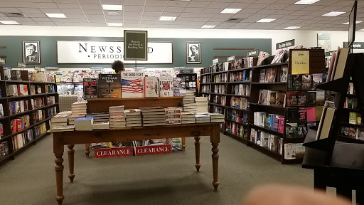 Book Store «Barnes & Noble», reviews and photos, 4300 Montgomery Rd, Ellicott City, MD 21043, USA