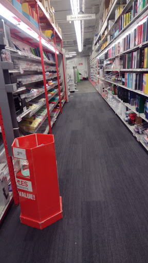 Office Supply Store «Staples», reviews and photos, 1525 S Willow St, Manchester, NH 03103, USA