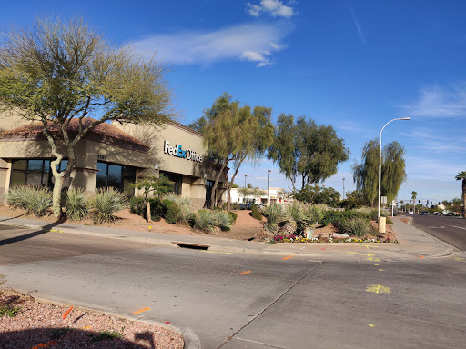 Print Shop «FedEx Office Print & Ship Center», reviews and photos, 1780 W Chandler Blvd, Chandler, AZ 85224, USA