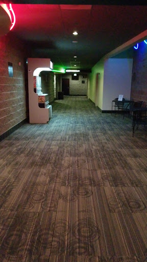 Movie Theater «Regal Cinemas Evergreen Parkway 13 & RPX», reviews and photos, 2625 NW 188th Ave, Hillsboro, OR 97124, USA