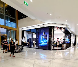 Chanel Iconsiam photo