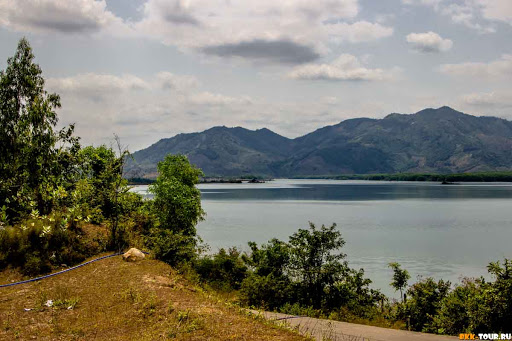 Khu Du Lịch Suối Nguồn