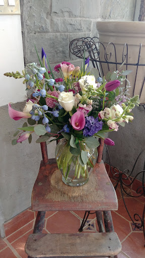Florist «Ithaca Flower Shop», reviews and photos, 1201 N Tioga St, Ithaca, NY 14850, USA