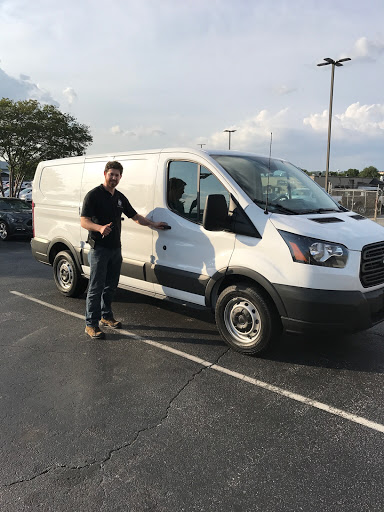 Car Dealer «Fairway Ford Lincoln of Greenville», reviews and photos, 2323 Laurens Rd, Greenville, SC 29607, USA