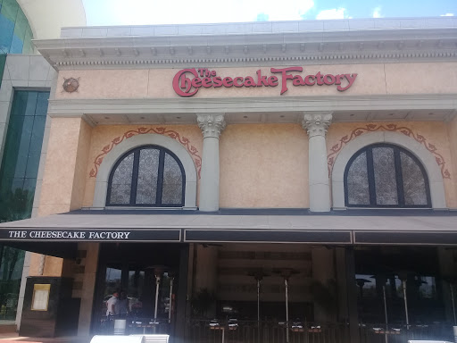 Restaurant «The Cheesecake Factory», reviews and photos, 781 Brandon Town Center Dr, Brandon, FL 33511, USA