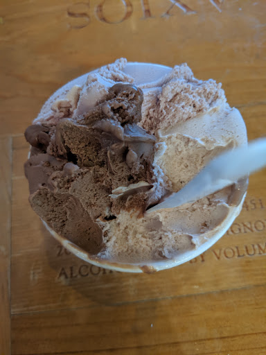 Ice Cream Shop «Black Dog Gelato», reviews and photos, 859 N Damen Ave, Chicago, IL 60622, USA