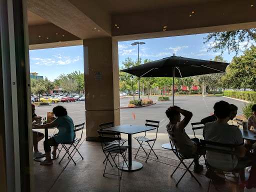 Mexican Restaurant «Chipotle Mexican Grill», reviews and photos, 7440 Laguna Blvd, Elk Grove, CA 95758, USA