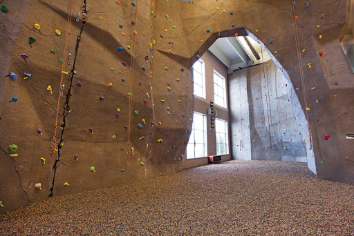 Gym «Life Time Fitness», reviews and photos, 2901 Commerce Crossing, Commerce Charter Twp, MI 48390, USA