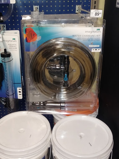 Pet Supply Store «Petco Animal Supplies», reviews and photos, 118 Highlands Square Dr, Hendersonville, NC 28792, USA