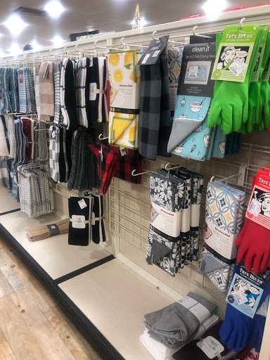 Department Store «HomeGoods», reviews and photos, 5850 University Dr NW a, Huntsville, AL 35806, USA