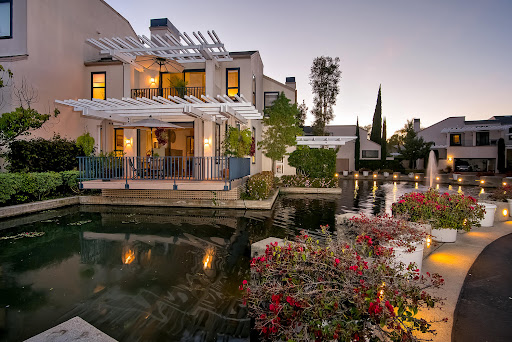 Jessica Hong, REALTOR - Hong Real Estate Group image