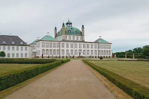 Fredensborg Palace image