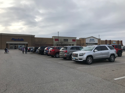 Department Store «Marshalls», reviews and photos, 5935 N Illinois St, Fairview Heights, IL 62208, USA