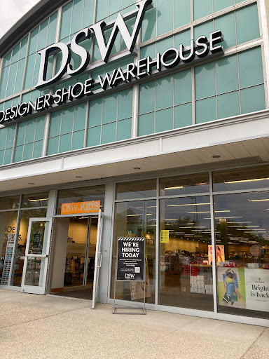 Shoe Store «DSW Designer Shoe Warehouse», reviews and photos, 530 W Mt Pleasant Ave, Livingston, NJ 07039, USA