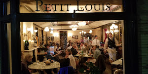 Petit Louis Bistro