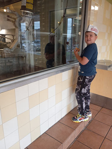 Bakery «Krispy Kreme Doughnuts», reviews and photos, 2600 S Cooper St, Arlington, TX 76015, USA