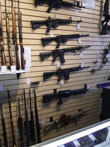 Pawn Shop «Royal Pawn Inc», reviews and photos, 539 Green Blvd, Aurora, IN 47001, USA