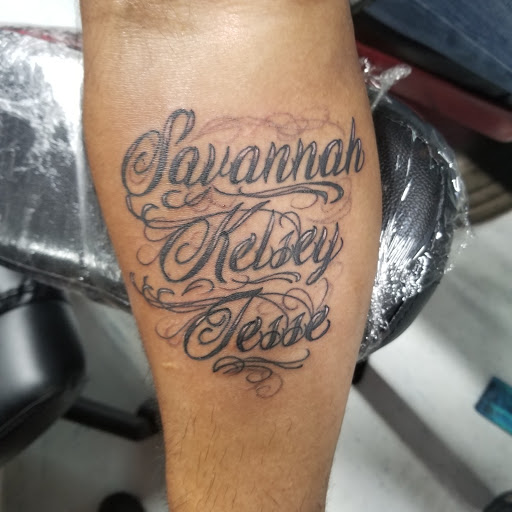 Tiger Moon Tattoo, 2051 W Northwest Hwy #57, Dallas, TX 75220, USA, 