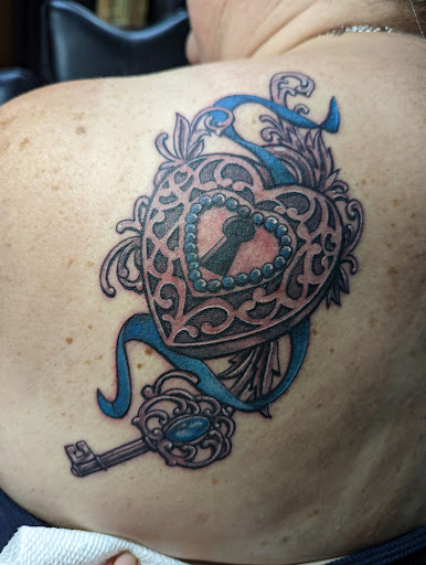 Tattoo Shop «Mr. Williams Tattoo Co.», reviews and photos, 216 E Main St, Tavares, FL 32778, USA