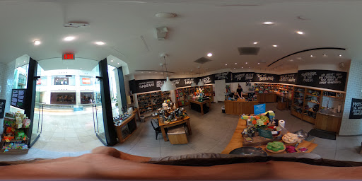 Cosmetics Store «Lush», reviews and photos, 4200 Conroy Rd, Orlando, FL 32839, USA