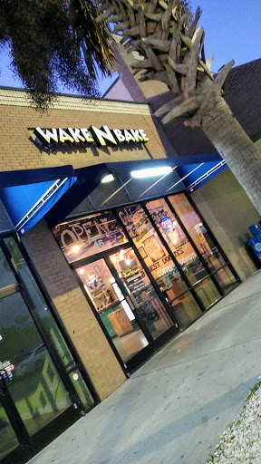Donut Shop «Wake N Bake Donuts - Carolina Beach», reviews and photos, 1401 N Lake Park Blvd Suite 46, Carolina Beach, NC 28428, USA