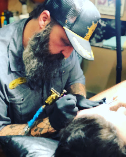 Tattoo Shop «Ironclad Tattoo Gallery», reviews and photos, 194 N 2nd Ave, Saltillo, MS 38866, USA