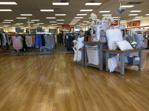 Department Store «T.J. Maxx», reviews and photos, 8020 E Santa Ana Canyon Rd, Anaheim, CA 92808, USA