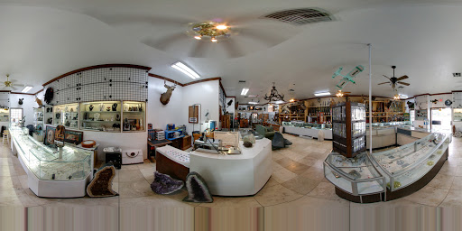 Gold Dealer «Stone Mountain Guns N Gold», reviews and photos, 1411 S Woodland Blvd, DeLand, FL 32720, USA