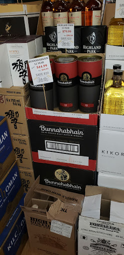 Wine Store «Palo Alto Fine Wine & Spirits», reviews and photos, 3163 Middlefield Rd, Palo Alto, CA 94306, USA