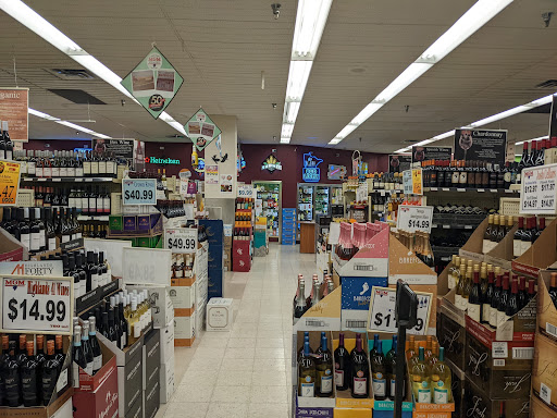 Liquor Store «MGM Wine & Spirits», reviews and photos, 4795 County Rd 101, Minnetonka, MN 55345, USA