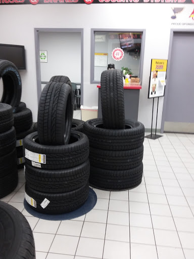 Tire Shop «Dobbs Tire & Auto Centers», reviews and photos, 2466 Troy Rd, Edwardsville, IL 62025, USA