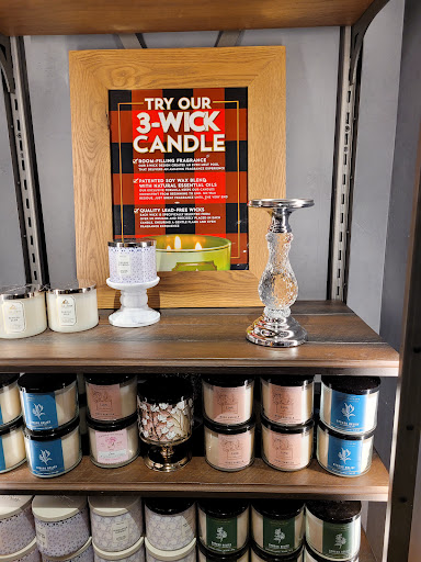 Beauty Supply Store «Bath & Body Works», reviews and photos, 2125 14th Ave SE, Albany, OR 97322, USA