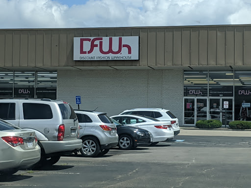 Discount Store «Discount Fashion Warehouse Kettering», reviews and photos, 2836 Wilmington Pike, Kettering, OH 45419, USA