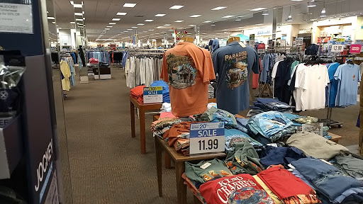 Clothing Store «Bealls Department Store», reviews and photos, 3701 Tamiami Trail E, Naples, FL 34112, USA