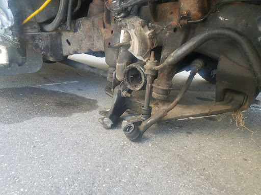 Auto Body Shop «Caliber Collision», reviews and photos, 2140 Andrea Ln, Fort Myers, FL 33912, USA