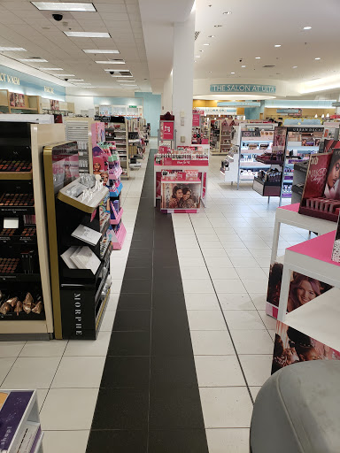 Hair Salon «Ulta Beauty», reviews and photos, 5481 Touhy Ave, Skokie, IL 60077, USA