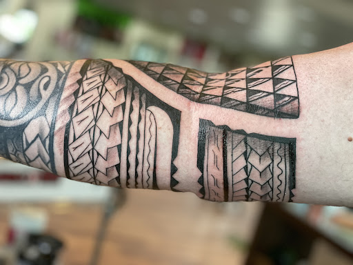 Explore simple dragon tattoo ideas, creative tattoo ideas in Honokaa, available at Hawaii based tattoo