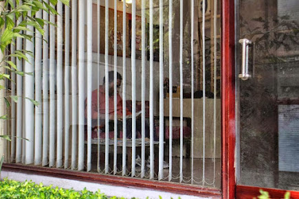 مركز الدكتور لالز لطب الأسنان - Dr Lalls' Dental Centre