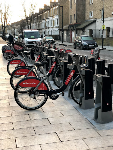 Santander Cycles: Saltoun Road, Brixton
