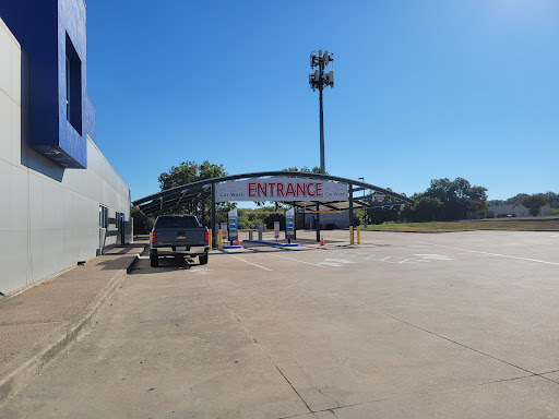 Cary's Carwash & Lube Center en Haltom City