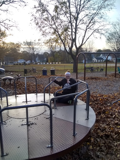 Park «Collins Street Playground», reviews and photos, 37 Collins Ave, Amesbury, MA 01913, USA