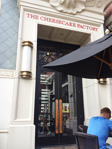 Restaurant «The Cheesecake Factory», reviews and photos, 148 Crocker Park Blvd, Westlake, OH 44145, USA