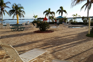 Boca Ciega Resort image