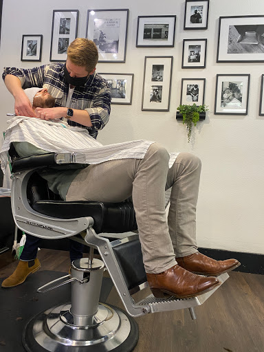 Barber Shop «Fort Worth Barber Shop», reviews and photos, 3529 Lovell Ave, Fort Worth, TX 76107, USA