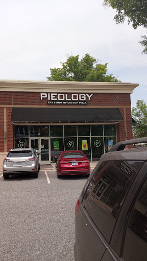 Shopping Mall «Friendly Center», reviews and photos, 3110 Kathleen Ave, Greensboro, NC 27408, USA