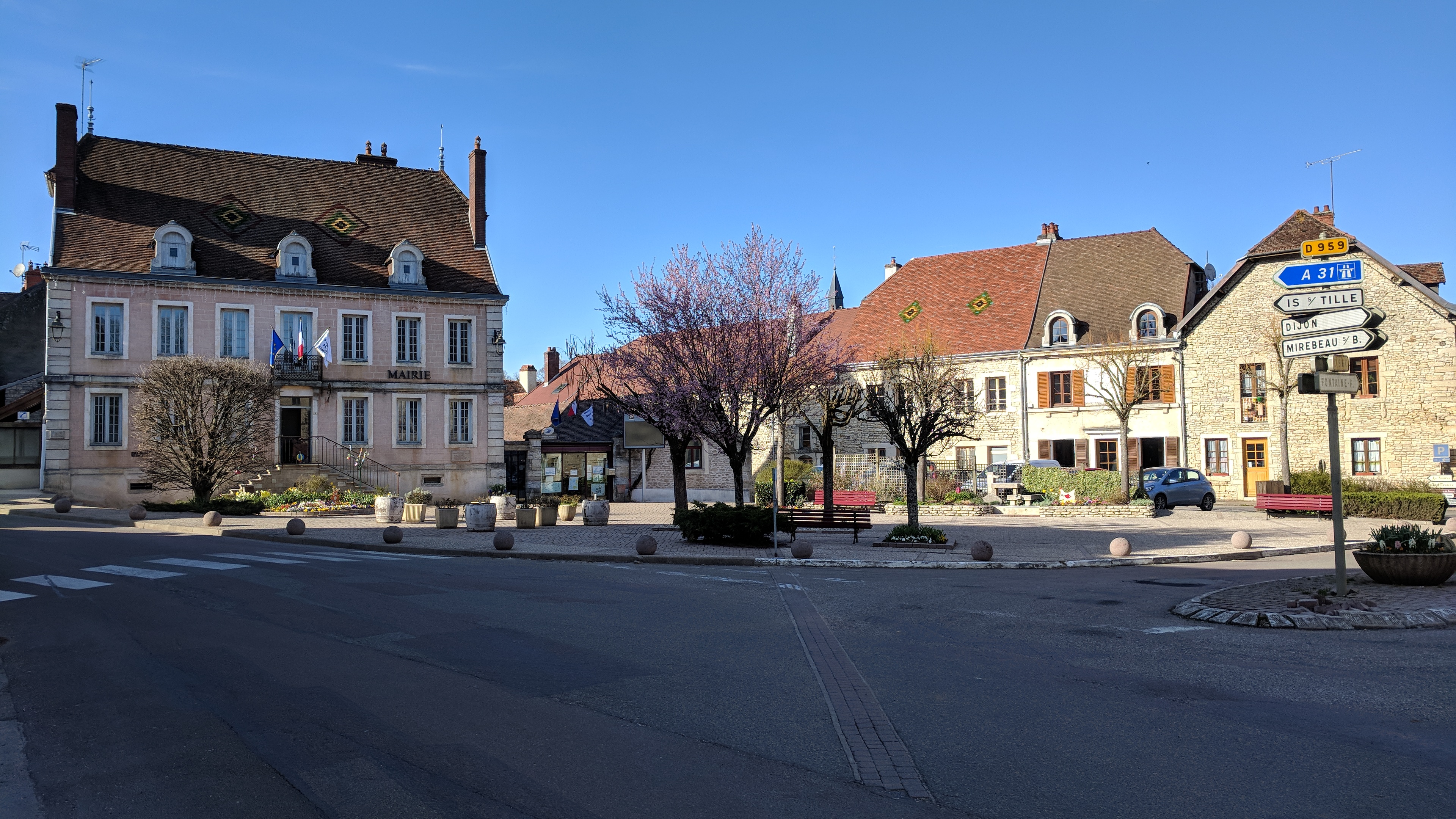 Photo n° 40 de l'avis de Christophe.O fait le 07/04/2018 à 14:30