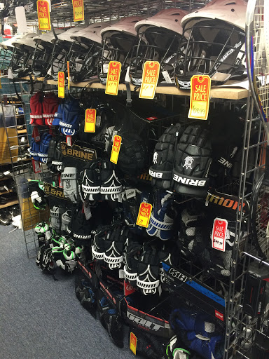 Sporting Goods Store «Play It Again Sports», reviews and photos, 15 S Main St, West Hartford, CT 06107, USA
